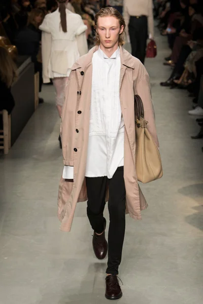 Look 56